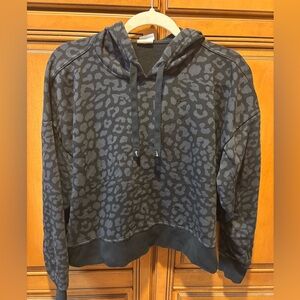 Nike Black Leopard Print Hoodie. Size: S